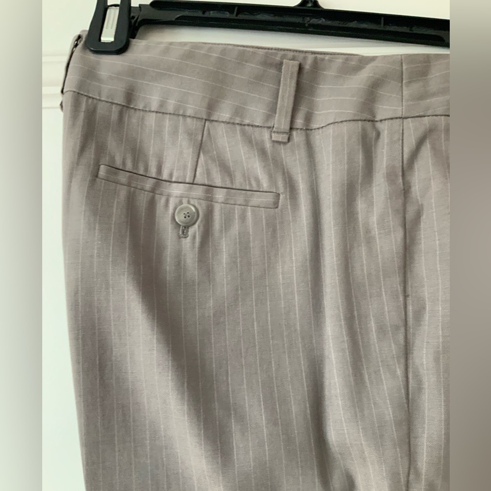 Ladies Suit - Picture 7 of 16